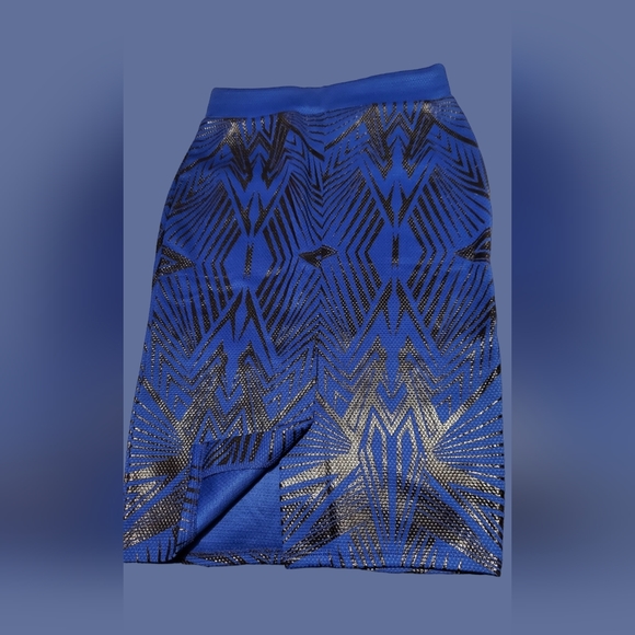 Clothing - Picture 2 of 3